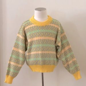 Vintage Girls/Toddler Sweater 💛 SALE!!!!